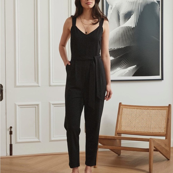 • NWT! • RW&Co black sleek jumpsuit romper - Picture 3 of 11